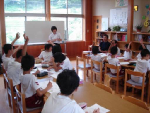 温泉地区小・中学校合同地区会を開きます。